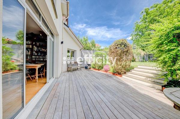 Maison 6 pièces - 180 m²