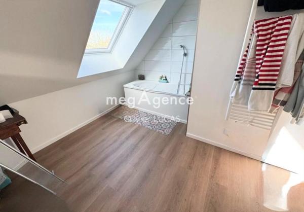 Maison à Brionne, 27800 - 5 pièces 138m²