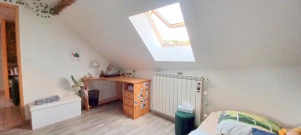 Maison en pierre 183 m² + duplex indépendant 46 m² – Valserhône MAISON EN PIERRE DE CARACTÈRE + APPARTEMENT INDÉPENDANT + PISCINE – VALSERHÔNE / ARDON