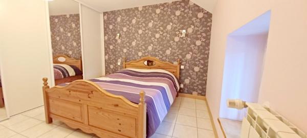 Maison en pierre 183 m² + duplex indépendant 46 m² – Valserhône MAISON EN PIERRE DE CARACTÈRE + APPARTEMENT INDÉPENDANT + PISCINE – VALSERHÔNE / ARDON