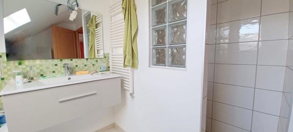 Maison en pierre 183 m² + duplex indépendant 46 m² – Valserhône MAISON EN PIERRE DE CARACTÈRE + APPARTEMENT INDÉPENDANT + PISCINE – VALSERHÔNE / ARDON