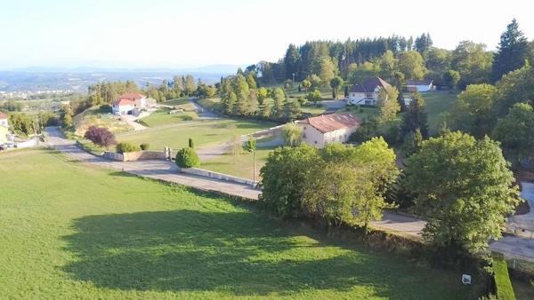 Maison en pierre 183 m² + duplex indépendant 46 m² – Valserhône MAISON EN PIERRE DE CARACTÈRE + APPARTEMENT INDÉPENDANT + PISCINE – VALSERHÔNE / ARDON