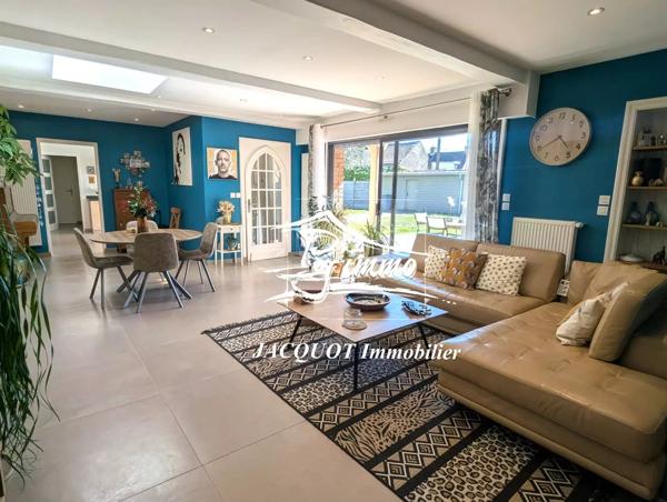 Vente immobilière : Maison à Halluin  6 pièces 145 m² 457 600 €- Jacquot Immobilier.