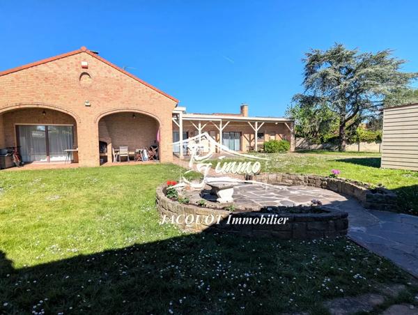 Vente immobilière : Maison à Halluin  6 pièces 145 m² 457 600 €- Jacquot Immobilier.