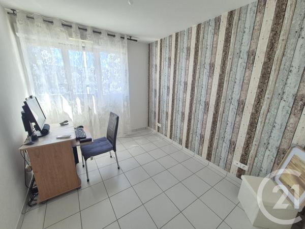 Appartement T4 à vendre  4 pièces - 73,88 m2 VENISSIEUX - 69