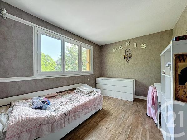 Appartement F5 à vendre  5 pièces - 91,54 m 2   AUBERGENVILLE  - 78