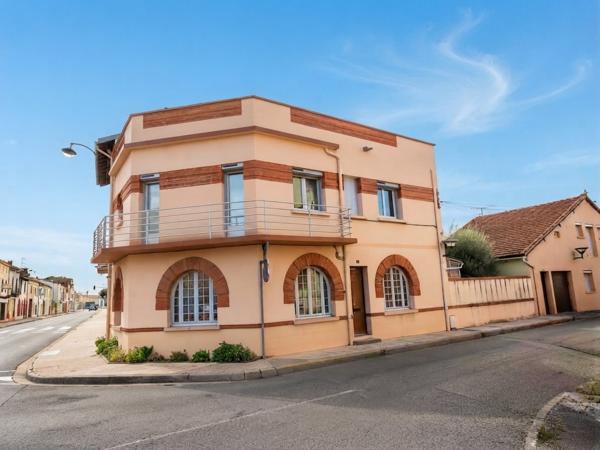 CO EXCLUSIVITÉ VENTE MAISON R+1 TYPE 5 122 M2 AVEC JARDIN RUE JEAN MOULIN 82200 MOISSAC