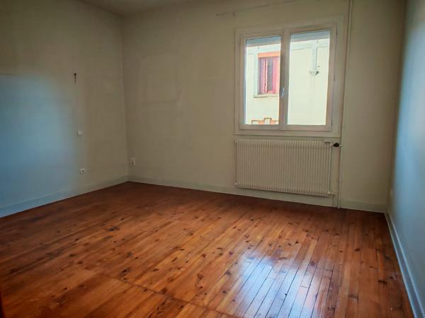 CO EXCLUSIVITÉ VENTE MAISON R+1 TYPE 5 122 M2 AVEC JARDIN RUE JEAN MOULIN 82200 MOISSAC