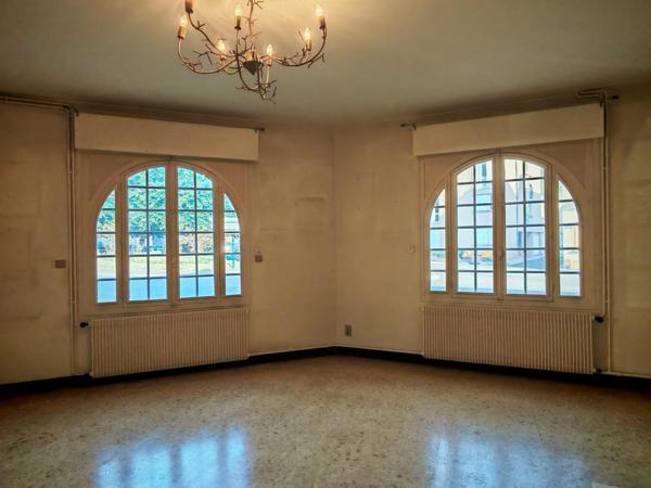 CO EXCLUSIVITÉ VENTE MAISON R+1 TYPE 5 122 M2 AVEC JARDIN RUE JEAN MOULIN 82200 MOISSAC