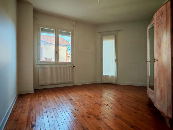 CO EXCLUSIVITÉ VENTE MAISON R+1 TYPE 5 122 M2 AVEC JARDIN RUE JEAN MOULIN 82200 MOISSAC