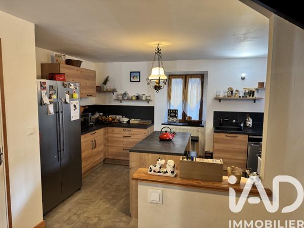 Maison à vendre 6 pièces 236 m² Allanche