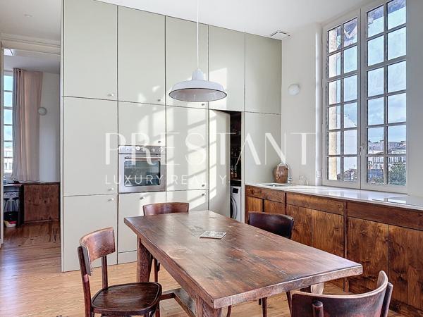 BORDEAUX – Croix de Seguey – Appartement d’architecte T3 rénové avec vue dégagée, BORDEAUX
