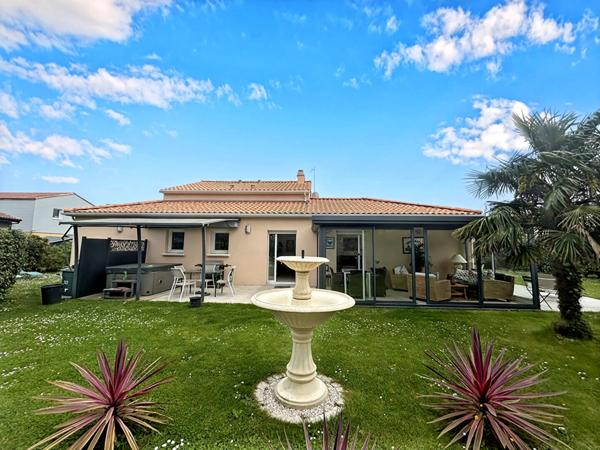 Maison Paimboeuf 6 pièce(s) 166 m2