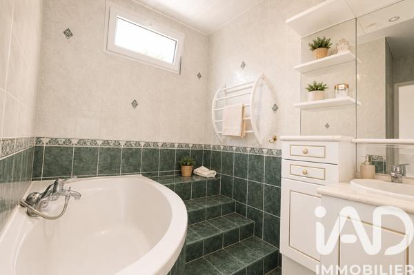 Location maison 5 pièces 104 m² Ecquevilly
