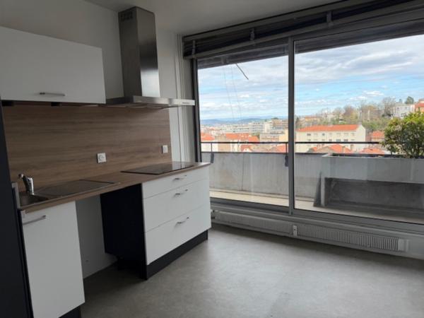 Appartement 5 pièce(s) 3 chambre(s) 99.81 m²