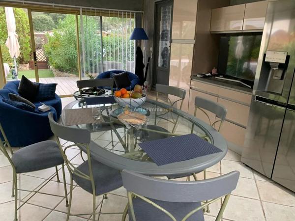 Vente                                                      Terrain
                        
                                         200 m2                     à Fréjus