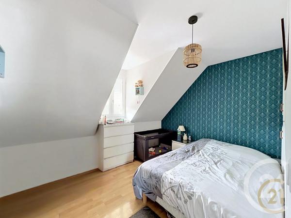 Maison à vendre  7 pièces - 120 m 2   ST FARGEAU PONTHIERRY  - 77