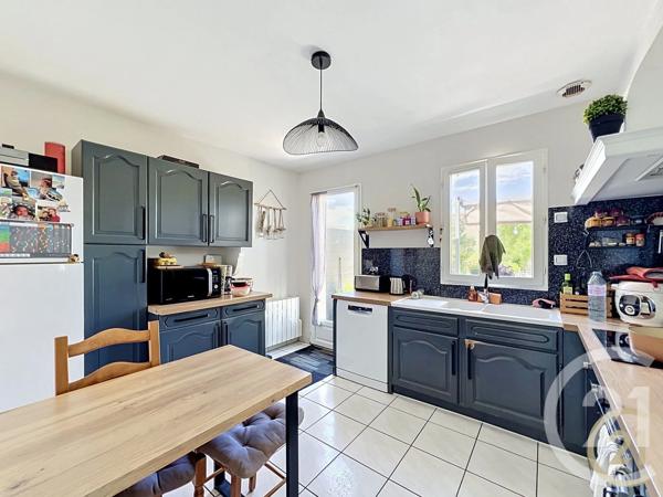 Maison à vendre  7 pièces - 120 m 2   ST FARGEAU PONTHIERRY  - 77