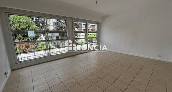 Location Appartement 4 pièces 82.55 m² - Pontoise 95300