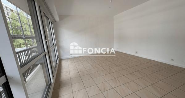 Location Appartement 4 pièces 82.55 m² - Pontoise 95300