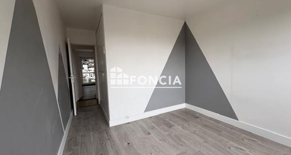 Location Appartement 4 pièces 82.55 m² - Pontoise 95300