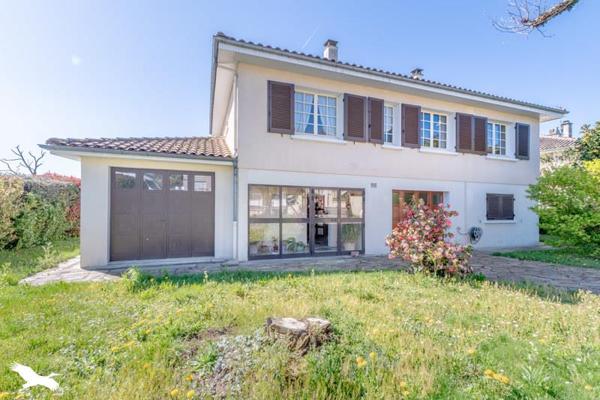 Maison à vendre |  Saint-Just-le-Martel |  6 pièces | 120 m²