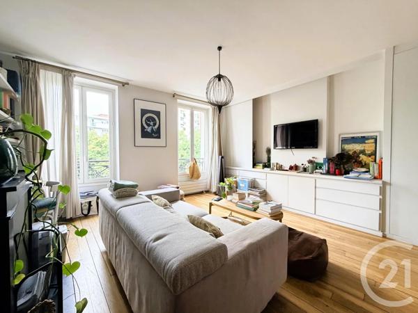 Appartement F2 à vendre  2 pièces - 48,42 m 2   PARIS  - 75020