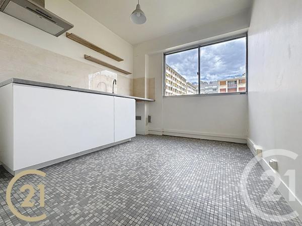 Appartement F2 à vendre  2 pièces - 48,42 m 2   PARIS  - 75020