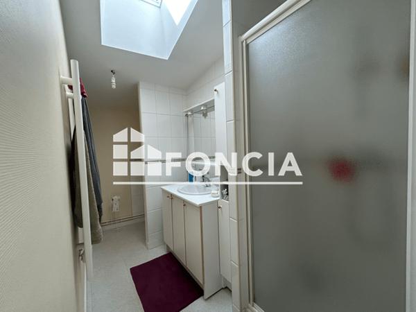 Location Maison 3 pièces 88.81 m² - 12 RUE DES PRES LIAS Quincay 86190