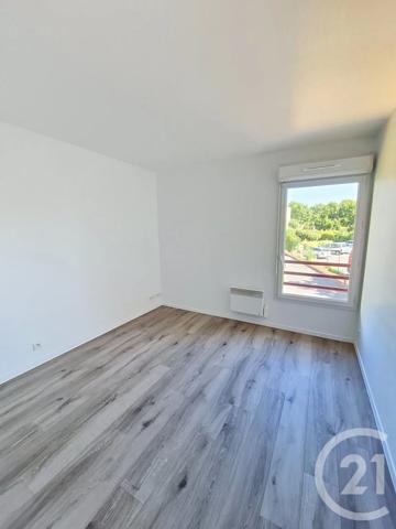 Appartement F3 à vendre  3 pièces - 63,02 m 2   BRETIGNY SUR ORGE  - 91