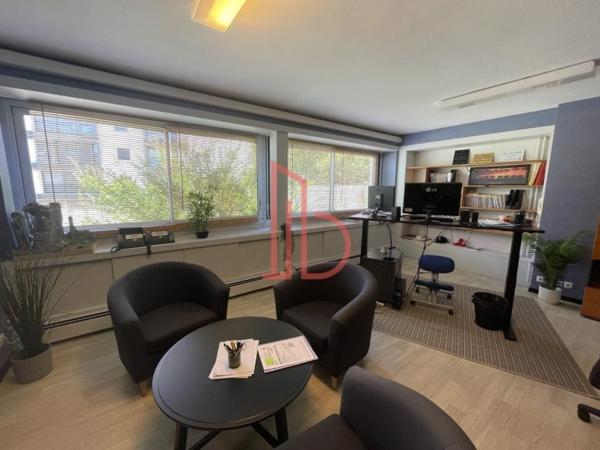 Bureau de 125 m² à vendre à Bordeaux Cauderan