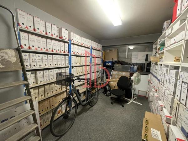 Bureau de 125 m² à vendre à Bordeaux Cauderan