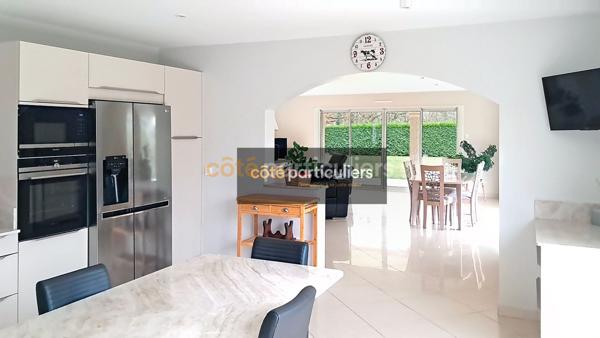 Vente Villa240 m² - 7 Pièces - VILLEMANDEUR (45700)