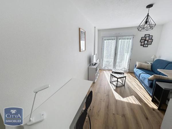 Appartement à louer 1 pièce 21.3m² Auray (56400)