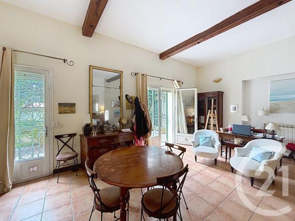 Maison à vendre  6 pièces - 181,18 m2 PRADES LE LEZ - 34