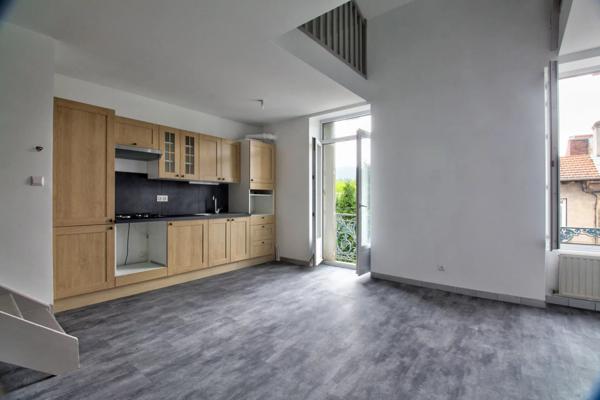 Location Duplex 3 pièces 59 m2 à Le Chambon-Feugerolles