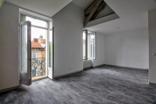 Location Duplex 3 pièces 59 m2 à Le Chambon-Feugerolles