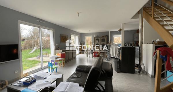 Location Maison 5 pièces 110 m² - La Rivière-saint-sauveur 14600