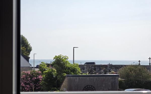 L’ILE TUDY , A la pointe, Maison de Pêcheur rénovée “Esprit Coté Ouest” Avec Vue Mer de l’Etage