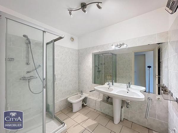 Appartement à vendre 5 pièces 129m²