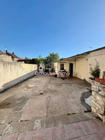 Maison à vendre 6 pièces de 121 m²