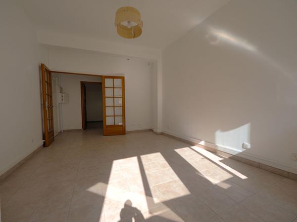 Appartement Romainville 1 pièces 30 m2