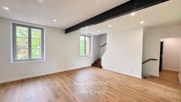 À vendre – Maison de ville de 125m2 rénovée avec jardin et garage – Revel