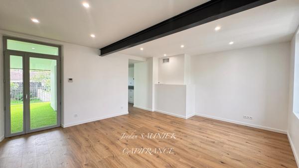 À vendre – Maison de ville de 125m2 rénovée avec jardin et garage – Revel