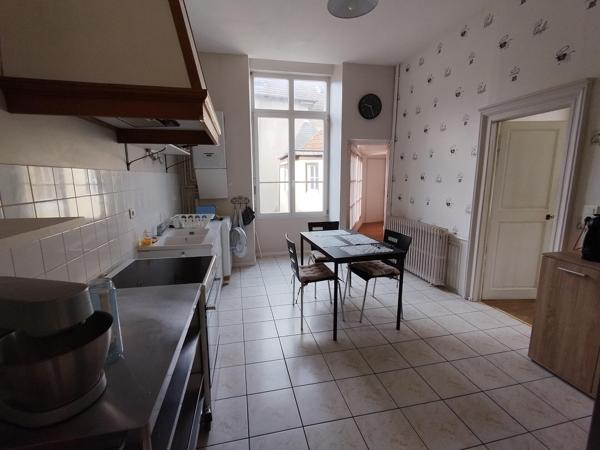 Appartement 130 m² Langres 52200