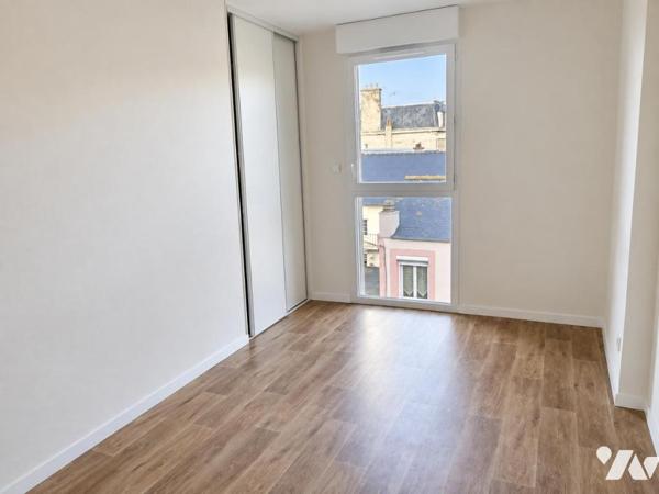 SAINT-MALO – Port Malo/GARE – Appartement T2 de 43 m² avec balcon et parking en sous-sol