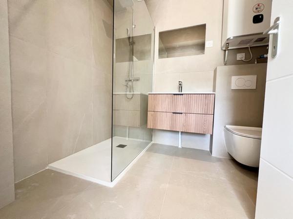 La Garde centre : Appartement T2 rez de jardin avec stationnement privatif