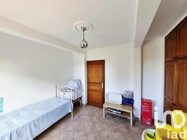 Maison à vendre 6 pièces 139 m² Arles