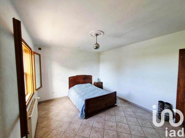 Maison à vendre 6 pièces 139 m² Arles