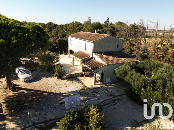 Maison à vendre 6 pièces 139 m² Arles